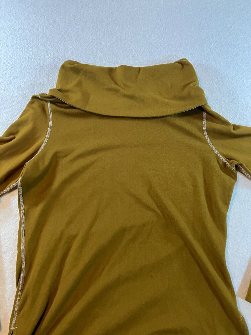 Prana Women's Cowl Neck Fleece Pullover Size Medium Mustard‎ Yellow